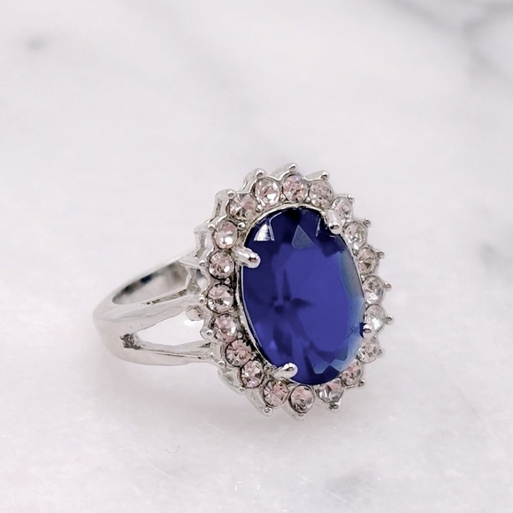 Princess Diana Inspired Blue Oval Sapphire &‎ Crystal Costume Jewelry Ring 8 - Picture 10 of 11